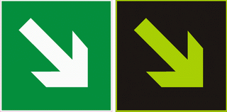 Направляющий стрелки. Направляющая стрелка под 45. Е 02-01 - направляющая стрелка (размер 200х200 мм). Артикул: e02-01 знак e02-01 «направляющая стрелка» вектор. "направляющая стрелка под углом 45°" 2 5 4.